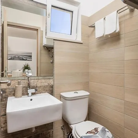 Surina Villa Moscenice