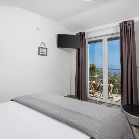 Surina Villa