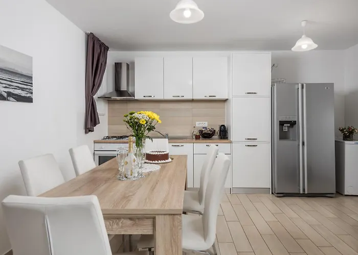 Willa Surina Moscenice